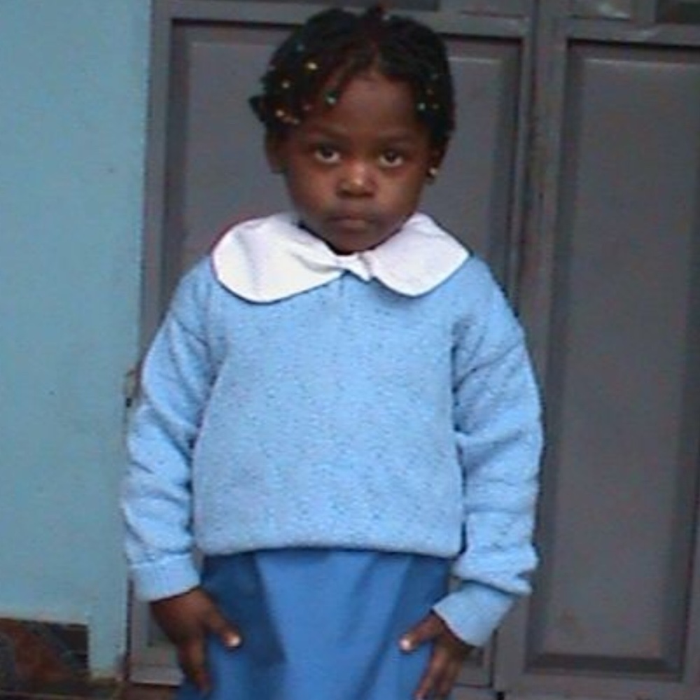 Meet your Posher, Esther